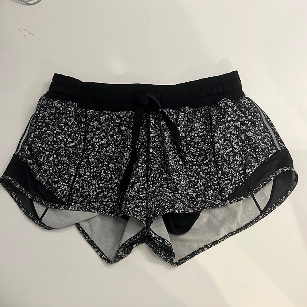 Lululemon hotty hot shorts